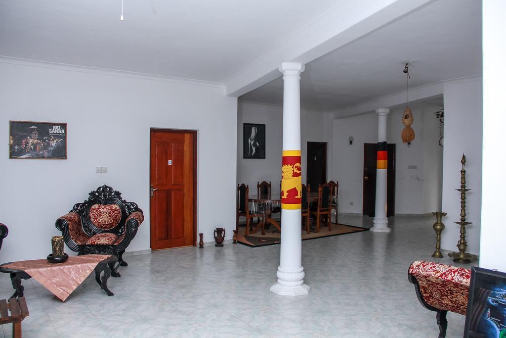 Negombo Village Guesthouse Exterior photo